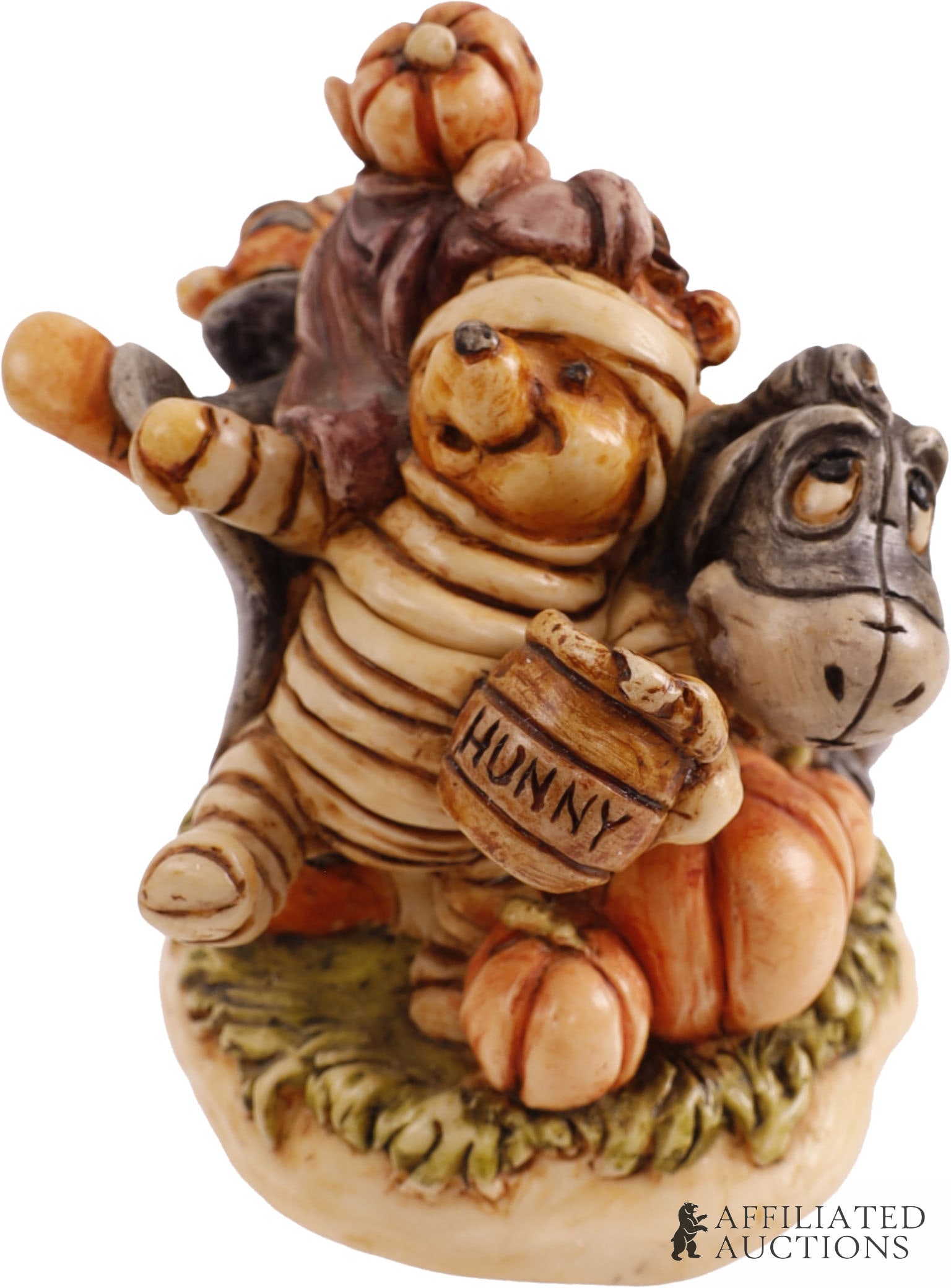 Boo to You Pooh Harmony Kingdom Disney (1 of 8)
