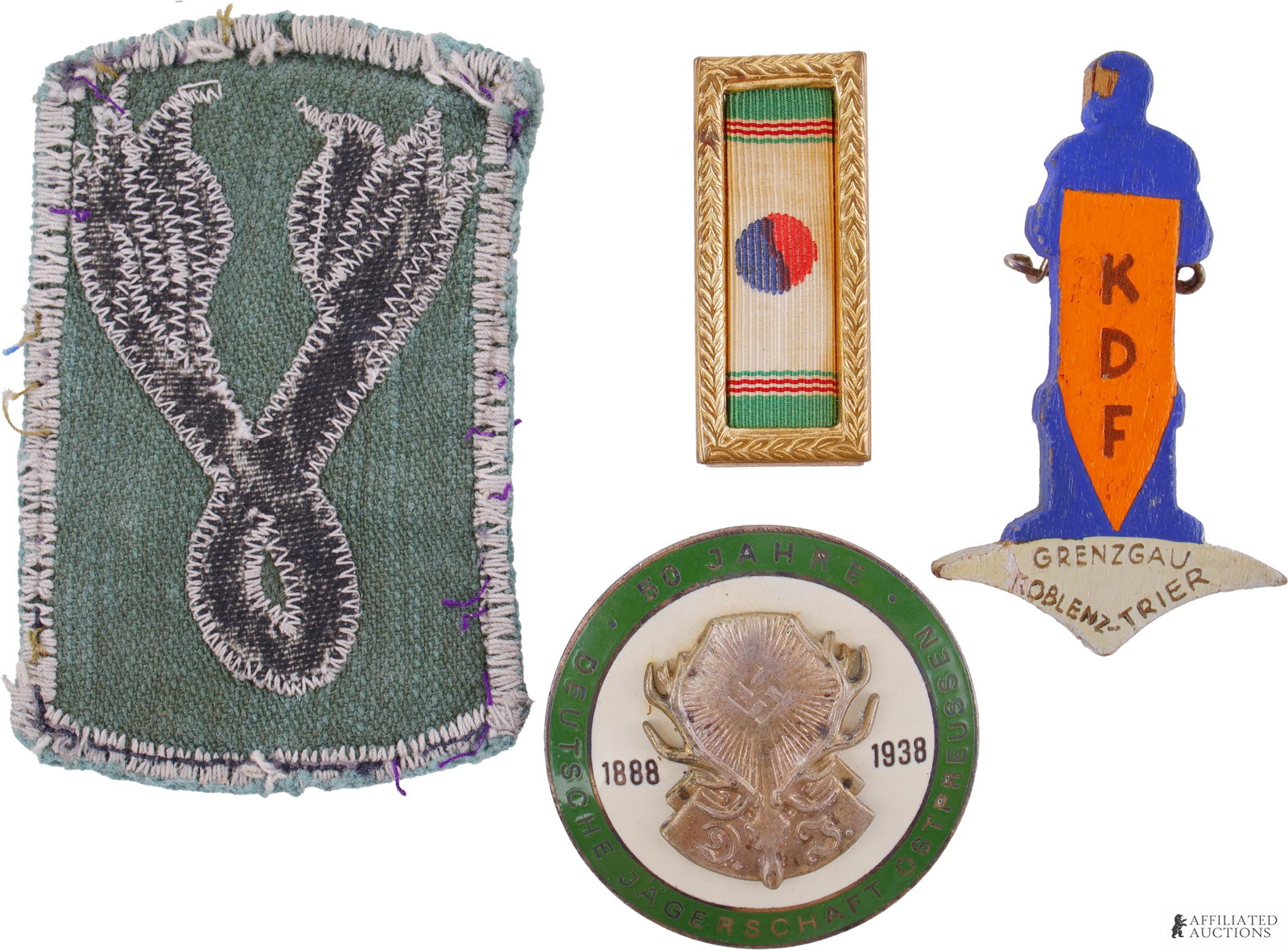 Lot of 4 Vintage Pin Badges & Insignia Patch: A lot containing three pins and one fabric sleeve insignia patch. Includes 1) a 5/8 inch by 1 1/4 inch Republic of Korea Presidential Unit Citation ribbon bar pin; 2) a 2 1/4 inch by 1 3/8 inch KdF Gr
