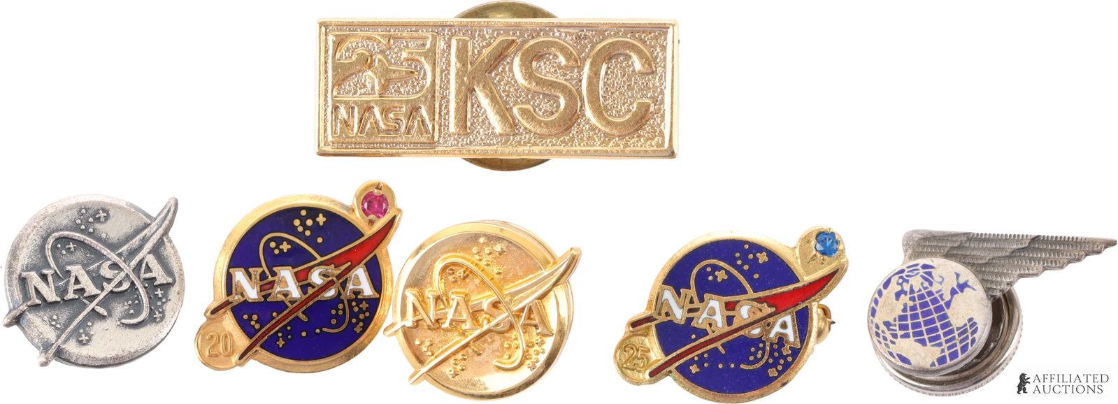 NASA Gold & Silver Service Pins Pan-Am Lot of 6: Lot of six (6) pieces. Includes 25-year NASA service pin (reverse marked "Lordship"), 20-year NASA service pin (10K yellow gold), sterling silver NASA pin, gold fill NASA pin (marked "Crest Craft 1/10