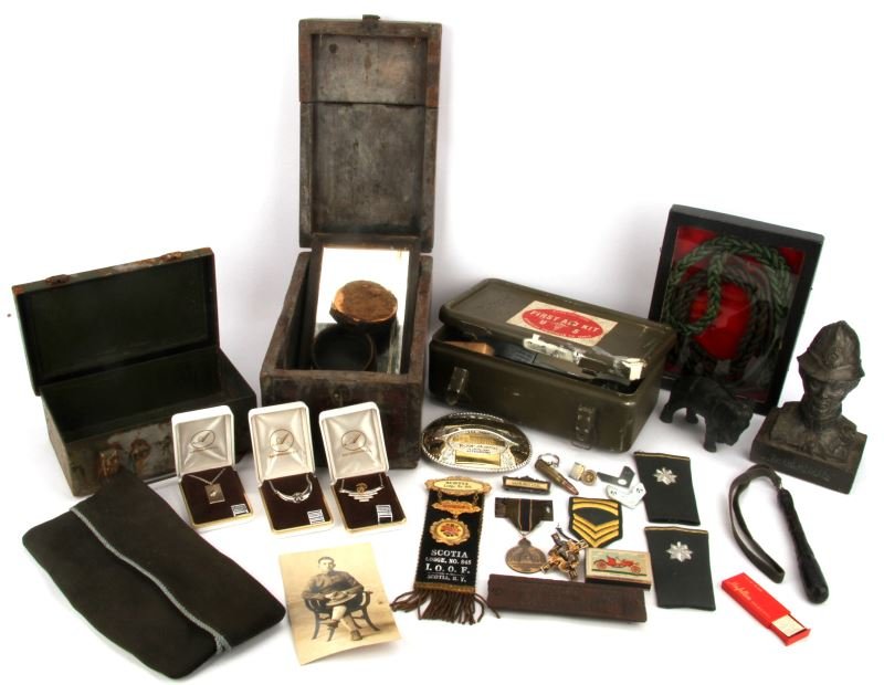 MILITARY & GENERAL ANTIQUE LOT CIVIL WAR TO MODERN: Variety lot consisting of Civil War shaving kit, Fraternal badges, three new USMC stainless necklaces, Black Jack, WWI photograph, WWII Army shoulder cords, WWII overseas cap, Houston Rodeo belt buckl