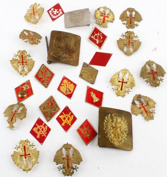 SPANISH CIVIL WAR BUCKLE HELMET INSIGNIA LOT OF 27: Three buckles, 12 helmet insignia, and 12 misc. insignia.