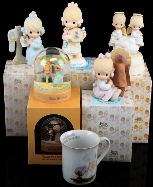 LOT OF 6 PRECIOUS MOMENTS/SNOW DOME/CUP/FIGURINES: This lot contains 3 Charter Member figurines including 1986 Birds of a Feather Collect Together, 1988 A Growing Love, and 1991 Sharing The Good News Together; one "1983 Bless This House" Snow Dome, on