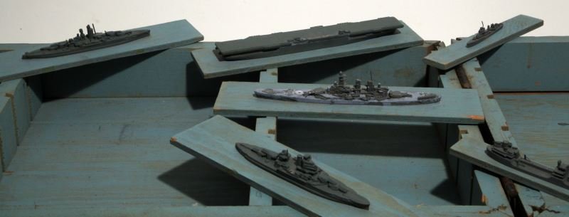 WWII US NAVY SOUTH SALEM COMET MINIATURE MODELS: WWII US Navy South Salem Studios and Comet Miniature Models. 1:1200 scale. 54" X 2 3/4" X 14" opened box measurement. Original label printed with 5-A US Miniature Ship Models, Ser. No. 2931, Contract