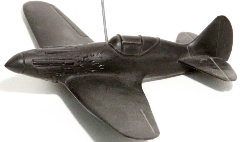 WWII I-18 MIG 3 RUSSIAN RECOGNITION SPOTTER MODEL: WWII I-18 MG 3 Russian recognition model, produced by Cruver, made of acetate. One of the smallest WWII ID models. Dated 2-44, scale 1/72, color black. Measures 3.75 inches long, wing span of 4.75 inc