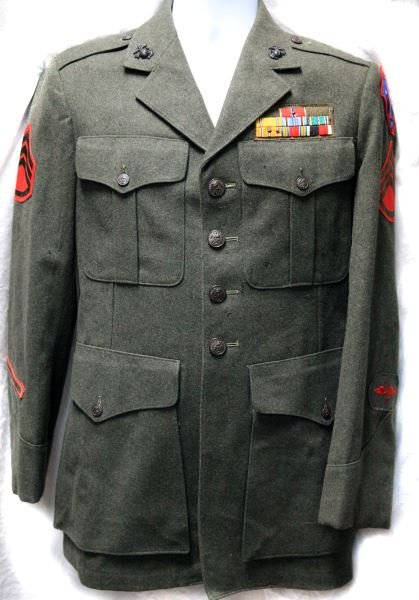 WWII USMC MARINE 1ST DIVISION NAMED DATED TUNIC: Named in sleeve to E. L. Hurt, stamped in addition Quartermaster Dept. marine Corp. 1944/45, sewn service ribbons includes starred Bronze Star, Aussie made patch with raider red felt backing, very goo