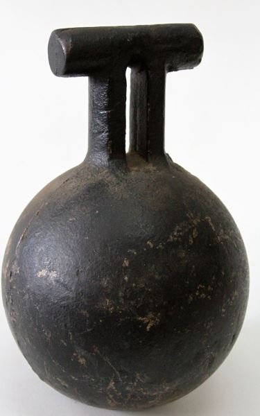 ANTIQUE PRISONER BALL & CHAIN GANG KETTLE BALL: Unmarked gang ball, eight inch diameter, complete.