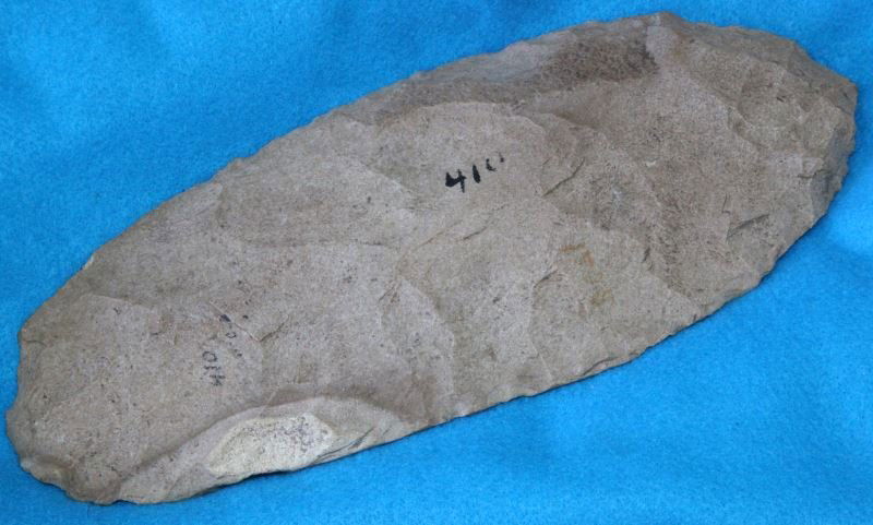 LARGE FLINT HOE FROM APPALACHIAN MUSEUM MID CEN: Large Flint Hoe. Museum marked (410). Purchased from Appalachian Museum in Alabama in 1950's. From private collector, new to the market.