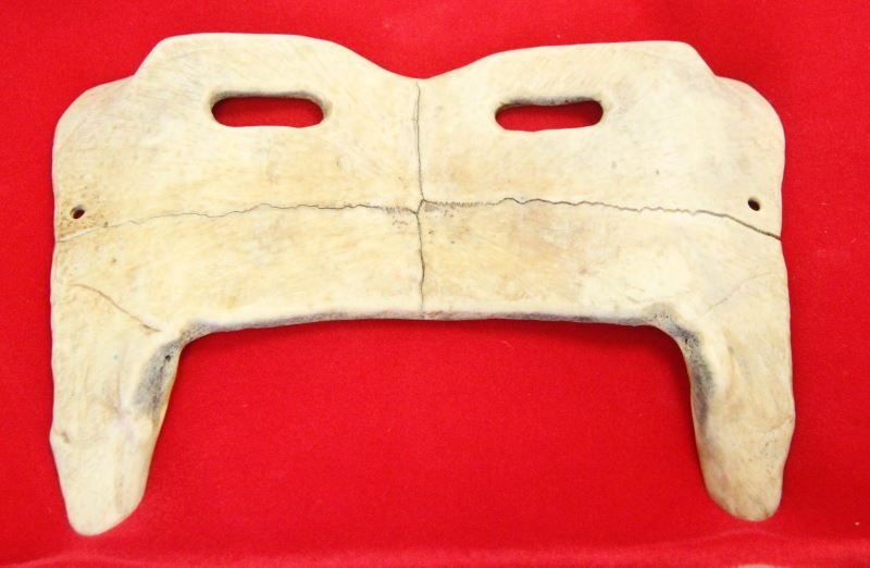 NATIVE AMERICAN TURTLE SHELL MASK: Difficult to date, presumed late 19th century perhaps Cherokee, from Tennessee region, eye holes and strap holes, measures 8 inches.