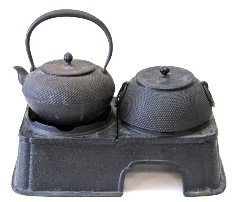 ANTIQUE JAPANESE TETSUBIN TEAPOT & STOVE BY KUNZAN