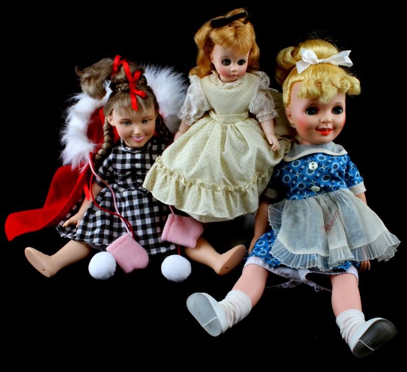LOT OF FIVE STUFFED TOYS INCLUDING LAMB CHOP: Lot of five stuffed toys including two hand puppets from Shari Lewis' program. The two puppets are Lamb Chop and Charlie horse. Additionally there is a vintage Knickerbocker Gingerbread plush toy, a s