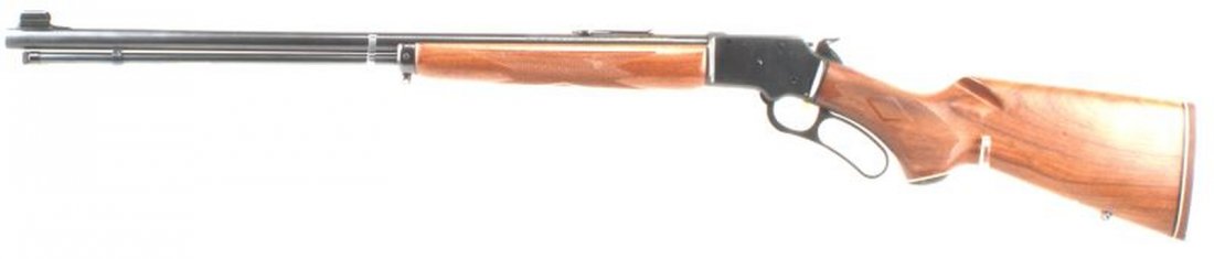 MARLIN ORIGINAL GOLDEN 39AS LEVER ACTION 22 RIFLE: Hooded front sight, sling lugs, micro-grooved 24 inch round barrel. In very good condition with bright bore and only minor blemishes to stock. This gun requires an FFL for transfer.
