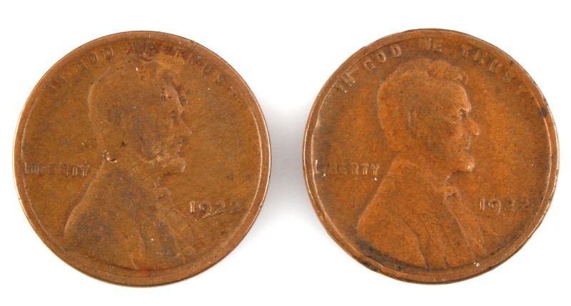 LOT OF TWO 1922 D WHEAT PENNY US COINS G KEY DATE: Lot of two 1922 D Wheat Pennies. 1922 Wheat Pennies were minted only in Denver, making them slightly more scarce. These coins are approximately G condition. Strong outlines, legible legend, however de