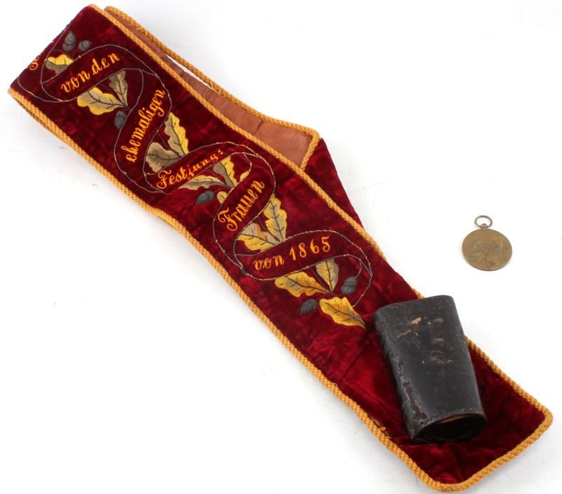 COLOR GUARD TIGHT YOUNG WOMEN OF 1865 FLAG HOLDER: Color guard Jubilee of the Long Wreath flag holder donated by the tight young women of 1865. Has writing embroidered into surface specifying "50 Jubilee of the Long Wreath" in German. Comes with an Ar