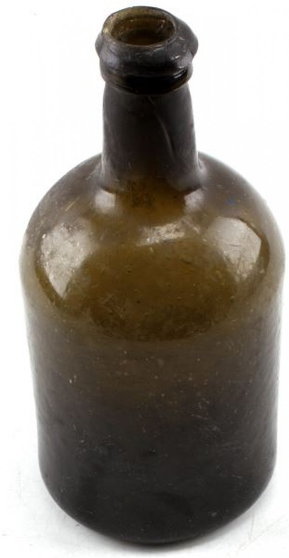18TH CENTURY BLACK GLASS DUTCH PORTER BOTTLE: Measures nine inches, ground pontil, very good original condition.