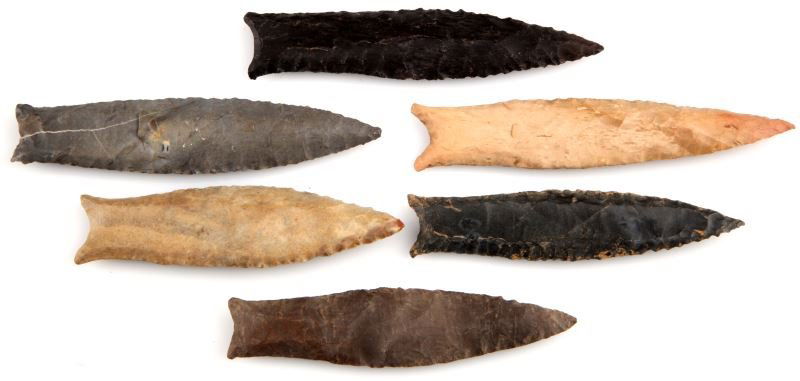 GROUP OF 6 CUMBERLAND ARROWHEAD POINTS SOUTHEAST (1 of 2)