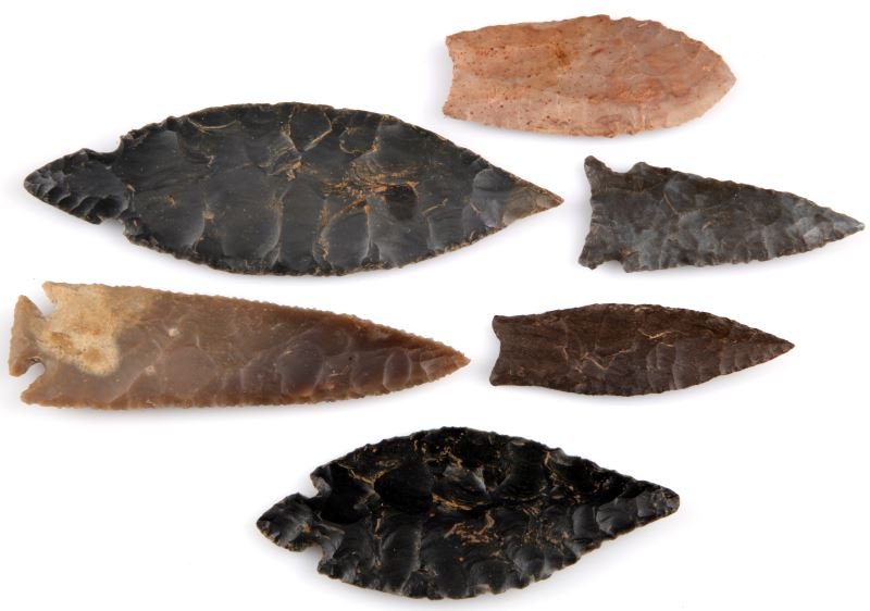 6 ARROWHEAD POINTS EASTERN CENTRAL UNITED STATES (1 of 2)