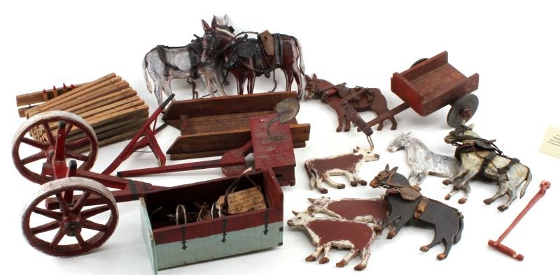 ANTIQUE AMISH HAND MADE CARVED TOY FARM SET (1 of 5)