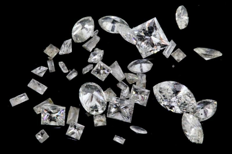 SMALL LOT OF LOOSE FANCY SHAPE DIAMONDS 4.10 CT TW (1 of 1)