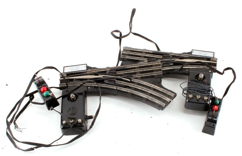 VINTAGE LIONEL TRAIN GAUGE SWITCH CONTROLLERS 022 (1 of 4)