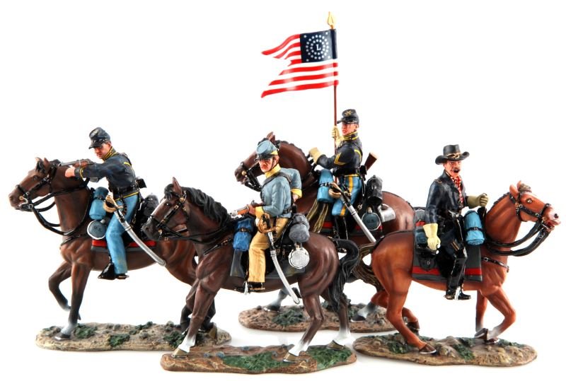 4 KING AND COUNTRY CIVIL WAR FIGURINES IN BOX: Lot of four American Civil War King and Country figurines. The figurines are cast from a white metal and hand painted. The figures in this set are as followed: CW058 Maj. Gen. John Buford Jr., CW059 U