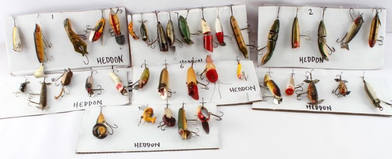 38 VINTAGE HEDDON FISHING LURES FLOATERS & MORE: 38 vintage Heddon fishing lures. All sizes, different materials, some jointed, most are marked. Very good condition for age.