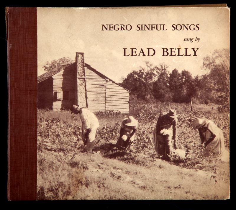 VINTAGE LP'S LEADBELLY "NEGRO SINFUL SONGS" #31: In very good condition, "Negro Sinful Songs", by Heddie Ledbetter, better known as Leadbelly. Produced by Musicraft Records in 1939, with booklet by Alan Lomax, five 10 inch 78rpm record albums, in he