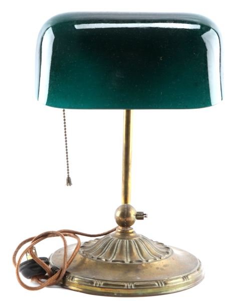 ANTIQUE EMERALITE 8734 DOUBLE KNUCKLE BRASS LAMP: Antique Emeralite no. 8734 double knuckle brass lamp. Patented May 11, 1909, USA. Stands 13 inches tall. Very good condition. From the private collection of Alfred I. Dupont, Jessie Ball, and Edward B