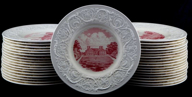 74 STRATFORD HALL WEDGEWOOD COLLECTOR'S PLATES: Lot of 74 collector's plates depicting Stratford Hall, birthplace of fourth generations of Lees, including Robert E. Lee. These plates, produced by Wedgwood, belonged to the DuPont family. Jessie DuPo