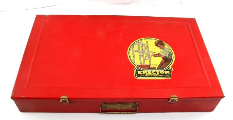 VINTAGE 50'S ERA COLLECTIBLE ORIGINAL ERECTOR SET: Vintage 1950's era highly collectible erector set, highly popular toy of the decade manufactured by the Gilbert Toy Co. Included with item is original metal box, user's guide and all toy parts intact.