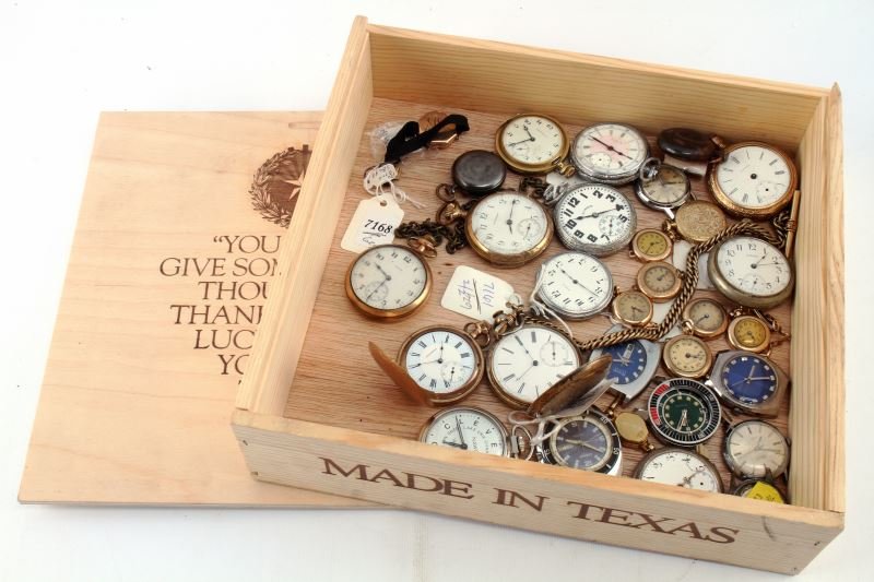 SMALL LOT OF VINTAGE POCKET AND WRIST WATCHES: Best used for parts or projects, vintage and antique watches. 12 men's size pocket watches, 10 ladies size pocket watches, 8 wrist watches. Makers include Elgin, Waltham, Illinois, Delmar, Progress, L