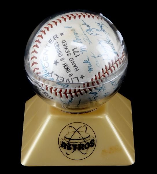 1956 NEW YORK GIANTS AUTOGRAPHED BALL: A baseball autographed by various members of the 1956 New York Giants. Includes signatures by Foster Castleman, Bill Sarri, Darryl Spencer, Steve Ridzik, John Antonelli, Joe Margoneri, Marv Grissom, M