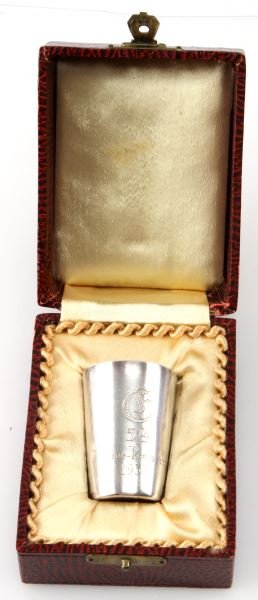 WWII THIRD REICH LUFTWAFFE SILVER SCHNAPPS CUP: A silver schnapps cup engraved with "54 Offizier-Preisschiessen 1936". Bottom stamped with "835WTB" hallmark. Includes a wooden presentation box. In very good condition.