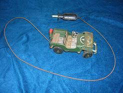 ANTIQUE 1953 ARNOLD 2500 JEEP US ARMY WEST GERMAN ZONE : ANTIQUE 1953 ARNOLD 2500 JEEP US ARMY WEST GERMAN ZONE 1953 DATED TIN MILITARY POLICE US ARMY JEEP WORKING WIND UP MECHANISHM ALL DECALS JENNY CAR WINDSHIELD IN TACT MINUS THE PASSENGERS FRONT BUMPER