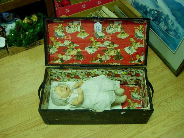 EFFANBEE 1924 DOLL W PERIOD BOX HANDMADE THE ITEM H: EFFANBEE 1924 DOLL W PERIOD BOX HANDMADE THE ITEM HERE IS THE BOX HANDMADE CIRCA 1920'S DOLL BOX LINED WITH ANTIQUE XMAS PAPER THE EFFANBEE DOLL IS A 1924 WALK TALK SEE IN POOR CONDITION BOX MEASURES