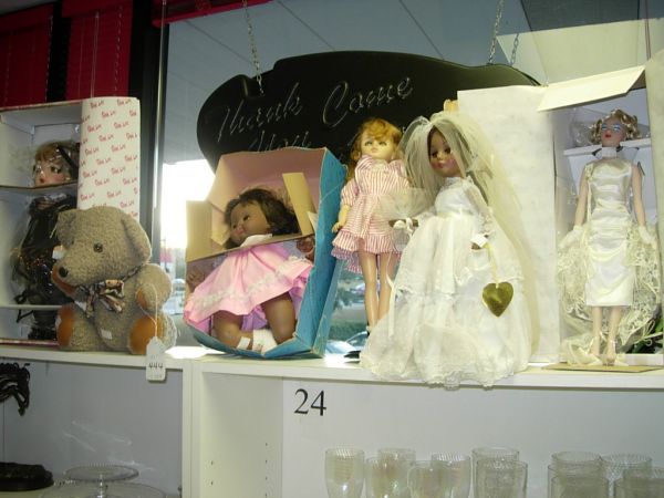 VINTAGE MADAME ALEXANDER EFFANBEE TERRI LEE DOLLS: VINTAGE MADAME ALEXANDER EFFANBEE TERRI LEE DOLLS MADAME ALEXANDER BLACK BRIDE DOLL, MADAME ALEXANDER "ELSIE" DOLL, EFFANBEE BRIDE DOLL, MADAME ALEXANDER BLACK BABY DOLL, MILL ODOM GENE FASHION DOLL,