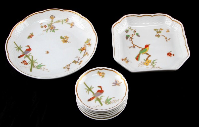RICHARD GINORI BIRDS OF PARADISE LOT OF CHINA: Lot of eight Doccia porcelain plates by Richard Ginori from Italy. All of the items are hand painted with the birds of paradise pattern. Included are: 6 saucers, one square dish (6.25 inches), and one