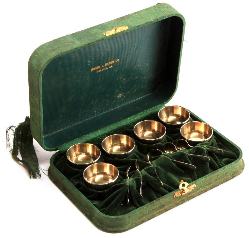 ANTIQUE STERLING BOXED SALT CELLARS WITH SPOONS: Made for Atlanta's prestige jewelry store, Eugene V. Haynes, in early 1900's, boxed set of six round sterling hallmarked salt cellars, top 41mm in diameter, style # A4063, plus matching saltspoons, 60
