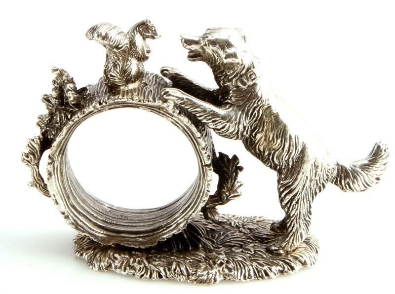 REED BARTON 1824 COLLECTION NAPKIN RING RETRIEVER: Silver plate fancy napkin holder, Retriever and Squirrel.