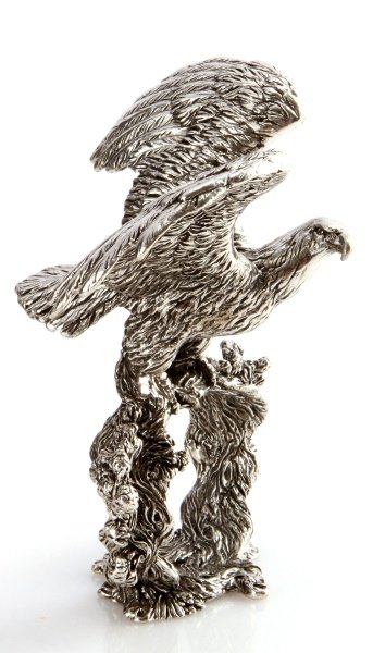 REED & BARTON 1824 COLLECTION EAGLE NAPKIN HOLDER: Fancy silverplate napkin ring, highly collectible.
