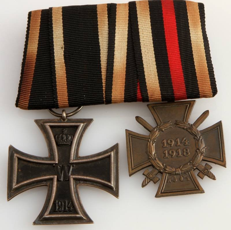 IMPERIAL GERMAN RIBBON BAR IRON CROSS HINDENBURG: Imperial German World War I 2nd Class Iron Cross and Hindenburg Cross medal bar. The Iron Cross is thee piece construction with an iron magnetic center and tested silver frame. Illegible mark on suspe