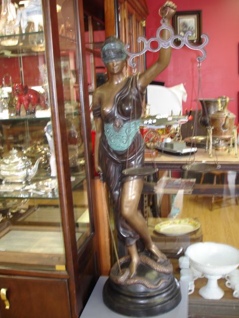 CAST BRONZE BLIND JUSTICE STATUTE: 47"CAST BRONZE "BLIND JUSTICE" STATUTE PERFECT GIFT OR DECORATING STYLE FOR THE LAW PROFESSIONAL. BASED UPON THE ORIGINAL WORK BY THE FRENCH ARTIST MEYER, NO FOUNDRY MARKS. GREAT CONDITION.