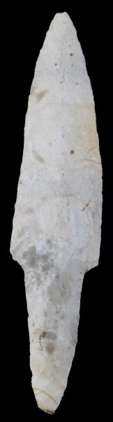 BIFACIAL LITHIC 7'' FLINT MACRO BLADE BELIZEAN: Pre-Columbian Mayan bifacial flint knife blade, measuring 7.5 inches, the tang measures approximately 2 inches in length and is bifacial throughout the tang and the entirety of the blade. Blade is in 