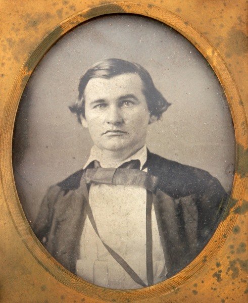 10 DIFFERENT DAGUERREOTYPE & AMBROTYPE PHOTO LOT: Men, women children and families, includes a two sided Ambrotype and some better union cases, images are all very good some of the cases are detached.