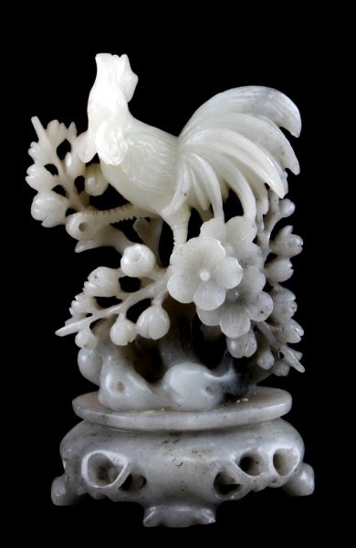 ROOSTER WHITE SOAPSTONE CHINESE CARVING 6" TALL: Vintage white soapstone carving 6 inches tall. No maker's mark. Some wear, but overall very good condition. Carved in the round.