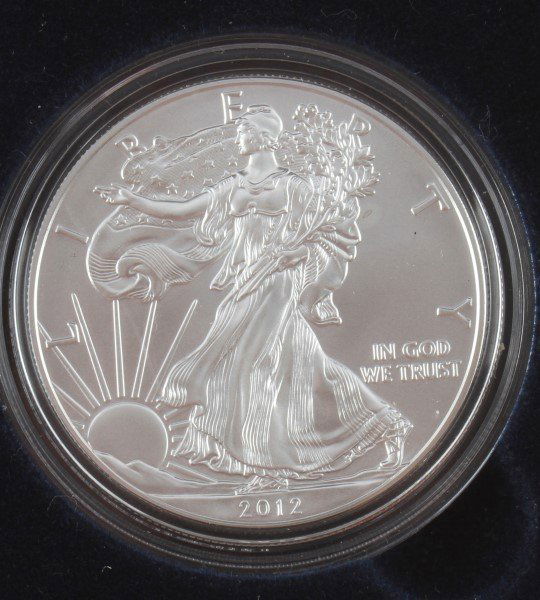 2012 AMERICAN EAGLE 1 OZ SILVER UNCIRCULATED COIN: As issued by mint with original box and COA