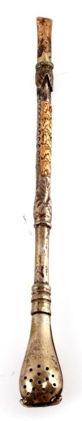 SILVER ARGENTINIAN YERBA MATE BOMBILLA TEA STRAW: Vintage Industria Argentina Yerba Mate tea straw. Marked 800 and 18 karat. Tests for some gold content but is possibly plated. Tests for silver content. Some tarnishing but overall very good condition