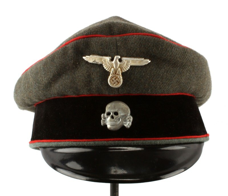 WWII GERMAN WAFFEN SS PANZER OFFICER VISOR CAP: In good condition no mothing. Size 6. Grey with red piping. Inside shows very little signs of use. Unauthenticated sold as is.