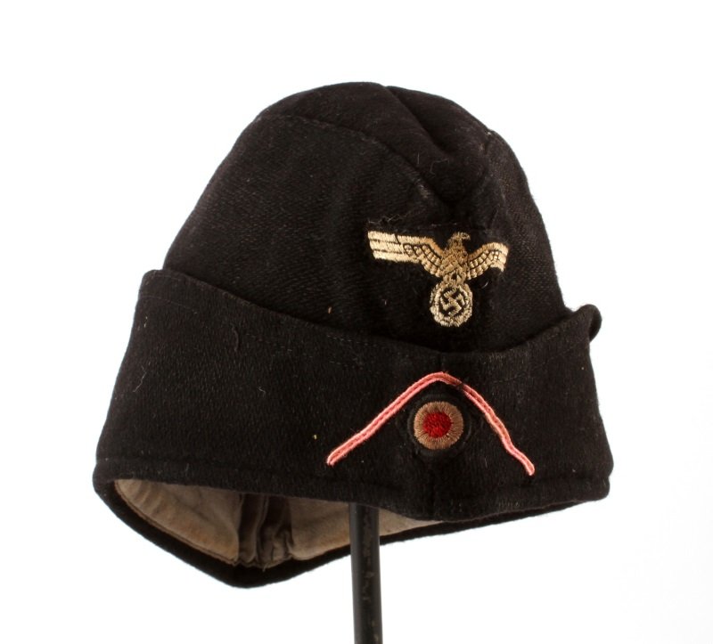 WWII THIRD REICH GERMAN HEER PANZER GARRISON CAP: Black wool panzer garrison cap with cockade and eagle. No apparent maker's marks. About size 56. In very good condition.