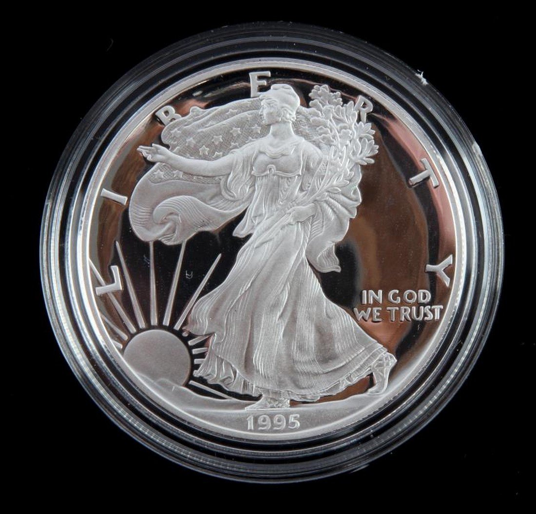 1995 PROOF SILVER AMERICAN EAGLE WITH BOX AND COA: As issued by mint.
