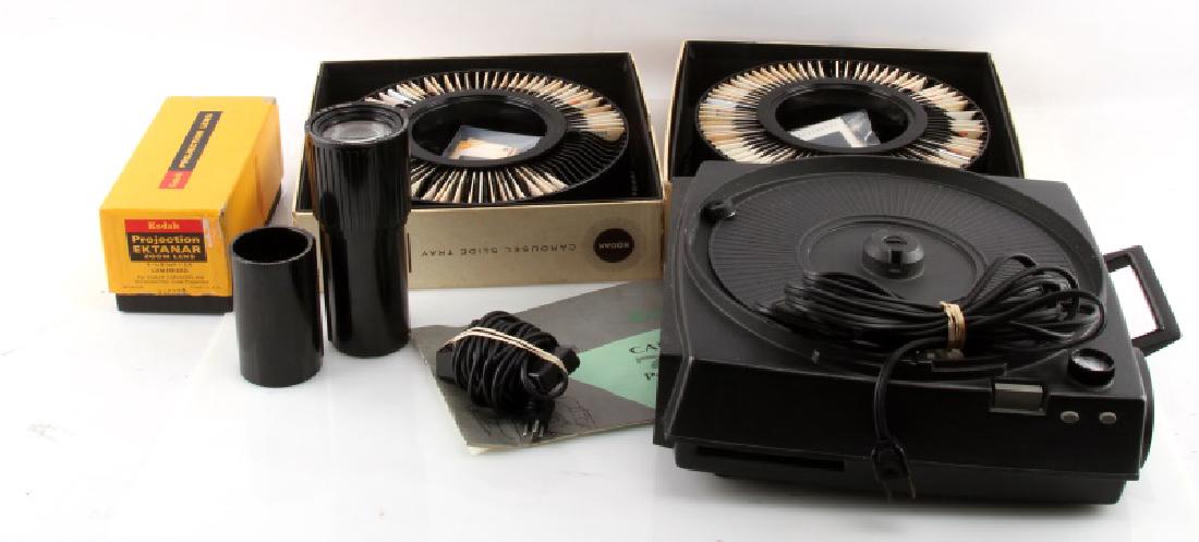 US VIETNAM WAR 1969 SLIDES & SLIDE PROJECTOR: A detailed slide presentation covering US soldiers in theatre during the Vietnam War in 1969. The collection includes two slide carousels (ca 150 color slides) and a Kodak Carousel 750 slide projector